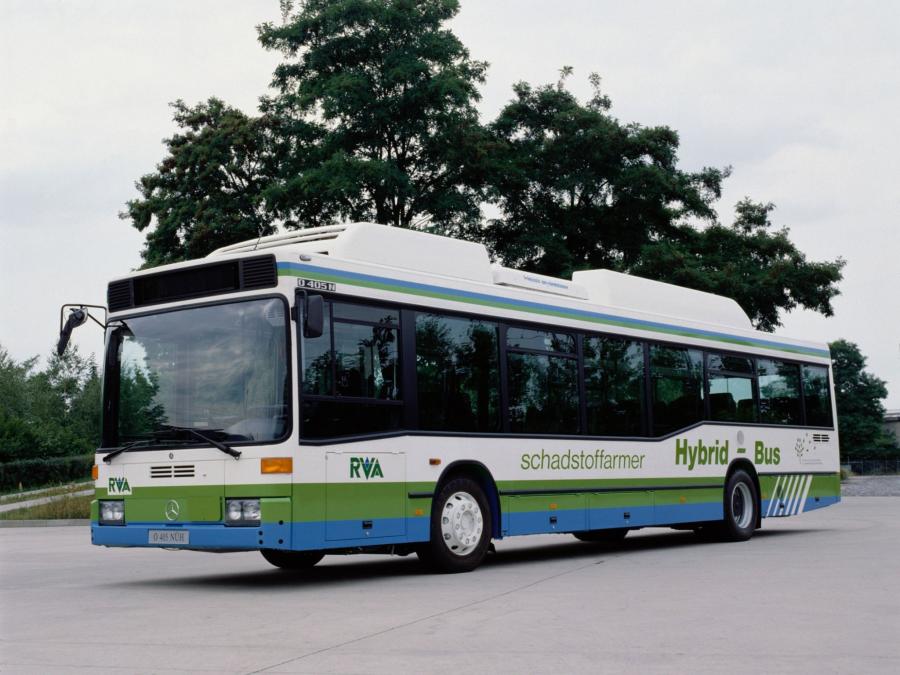  Mercedes-Benz O405 N 1990 года  (фото 1 из 7)